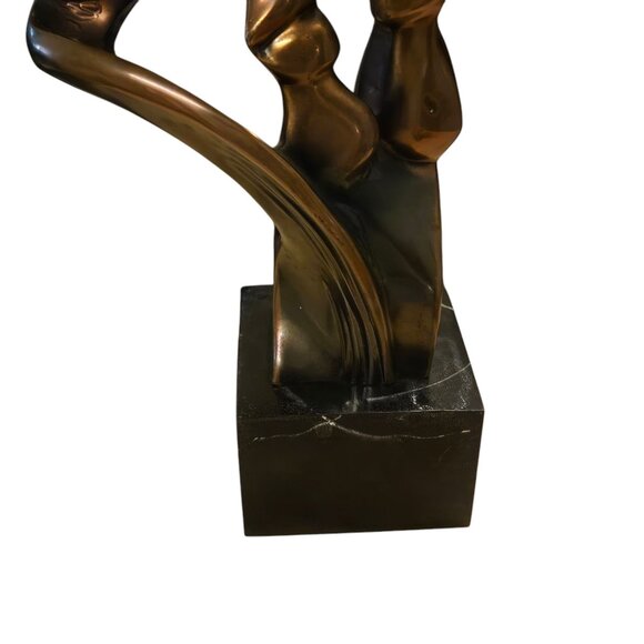 Abstract Modern Kiss Sculpture 15 inch AS IS Couple Love Home Decor - Picture 5 of 16